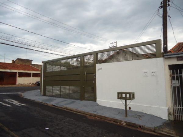 Casa e Salão – Jd. Maria Lúcia (Venda)