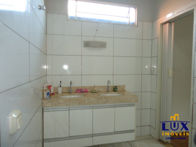 Casa | Comercial – Vila Sto. Antônio (Venda)