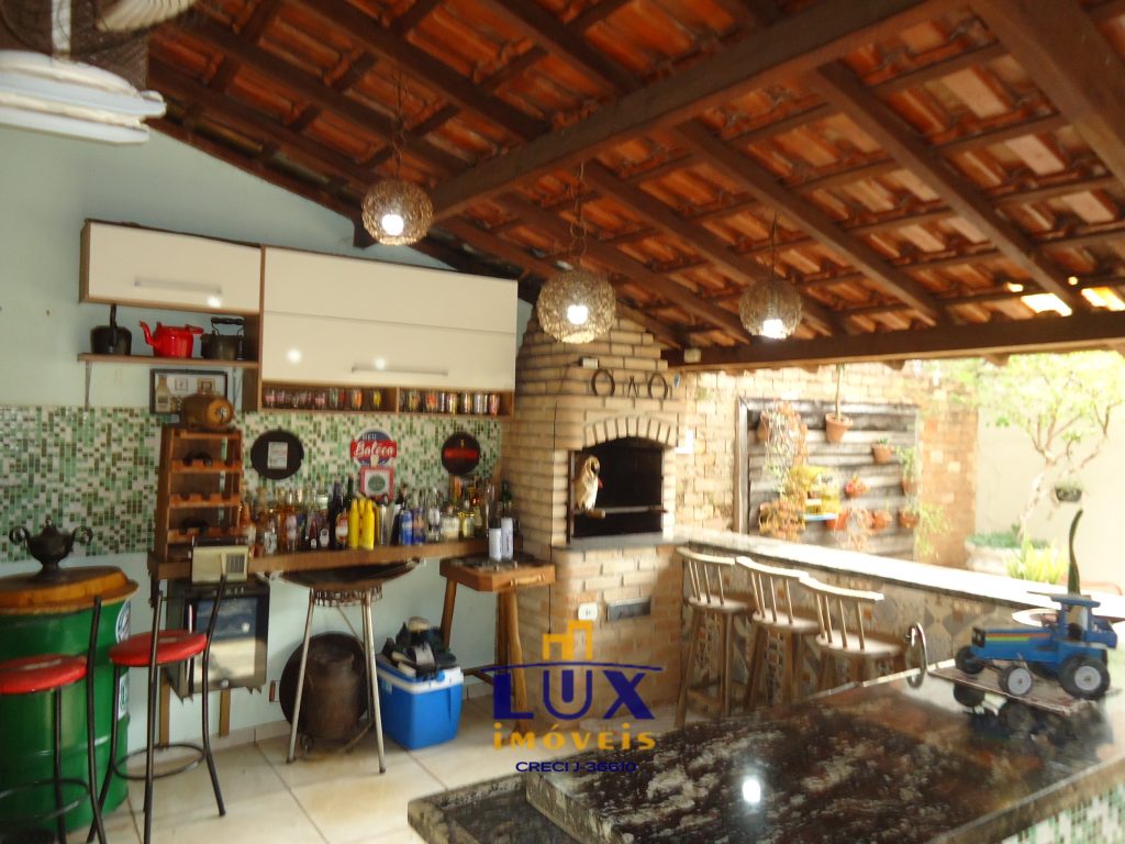 Casa – Res. D. Lafayette Libânio (venda)