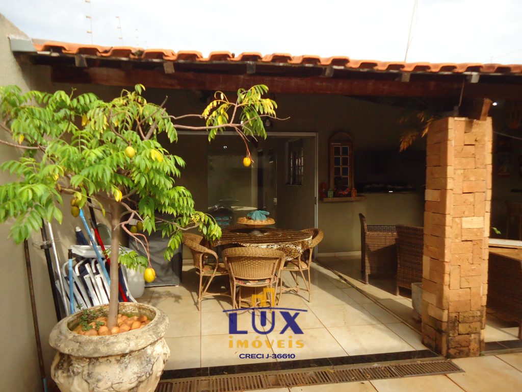 Casa – Res. D. Lafayette Libânio (venda)