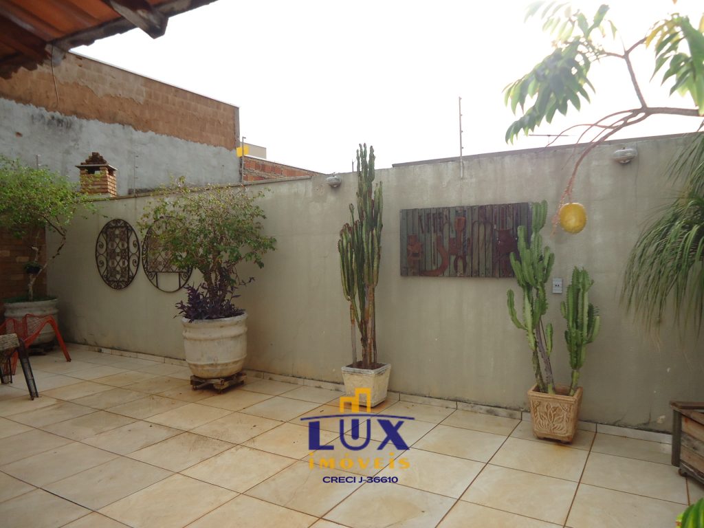 Casa – Res. D. Lafayette Libânio (venda)