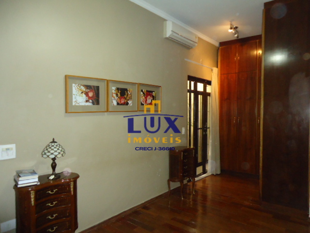 Casa – Jardim Universitário (Venda)