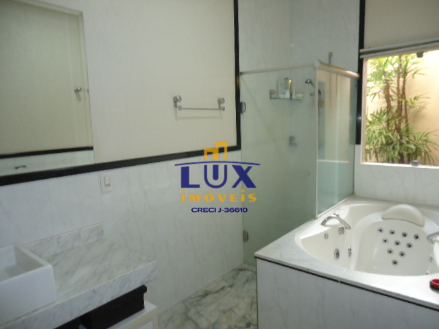 Casa – Jardim Universitário (Venda)