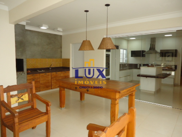 Casa – Jardim Universitário (Venda)