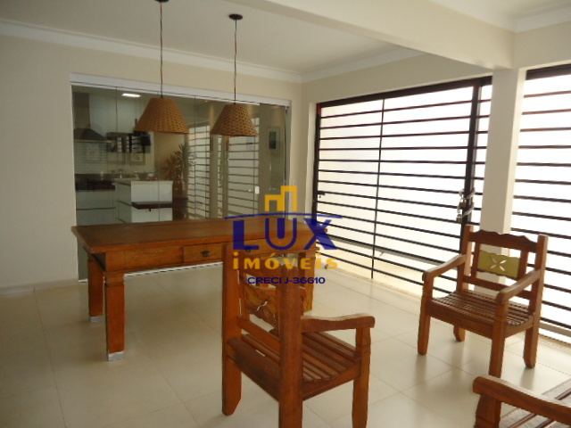 Casa – Jardim Universitário (Venda)