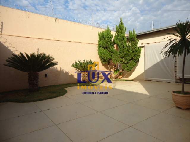 Casa – Jardim Universitário (Venda)