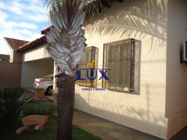 Casa – Jardim Universitário (Venda)