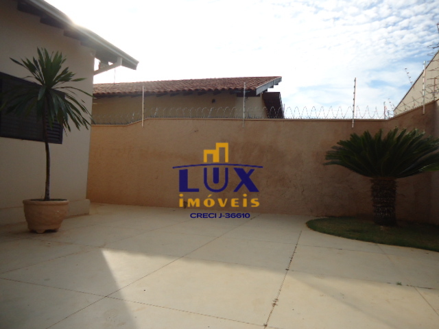 Casa – Jardim Universitário (Venda)