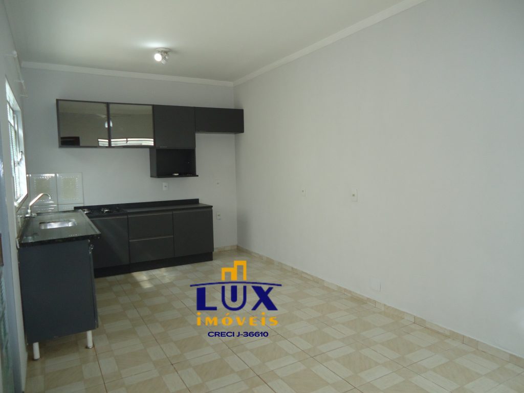 Casa de Fundos – Jardim Roseiral (Locação) Casa de Fundos – Jardim Roseiral (Locação)