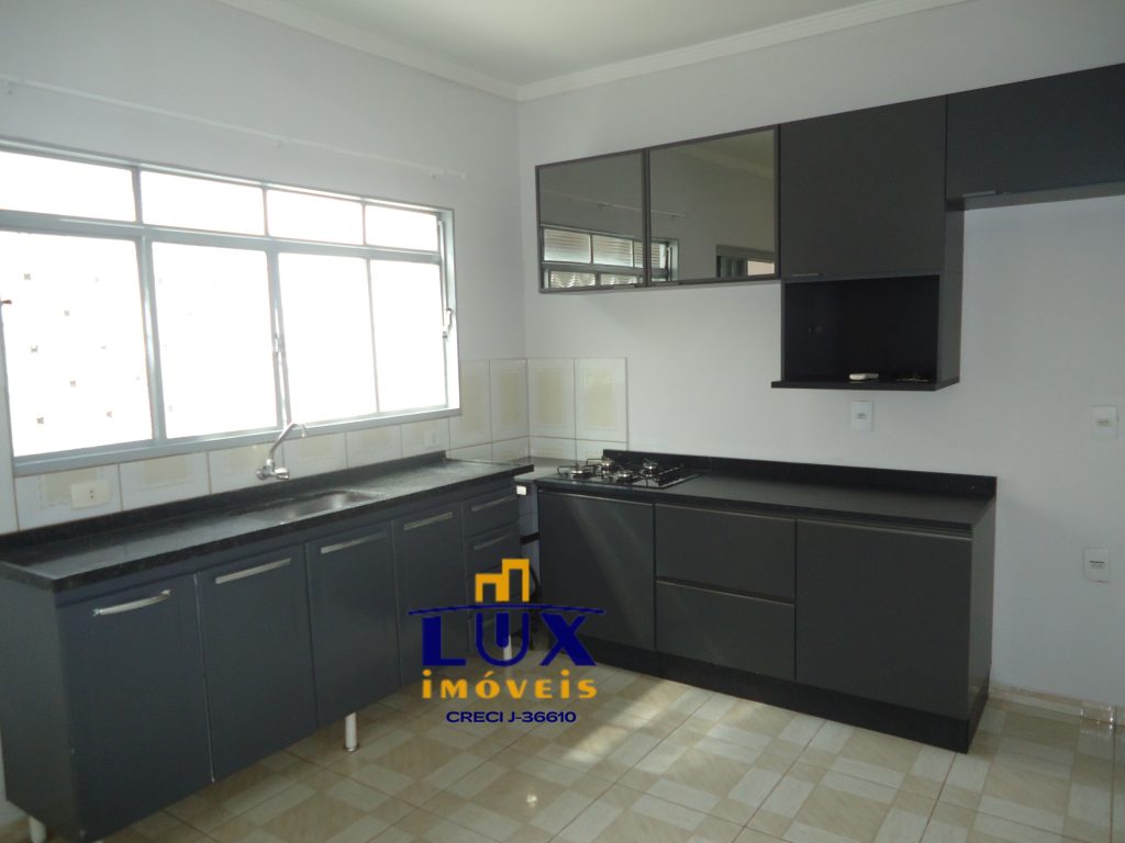 Casa de Fundos – Jardim Roseiral (Locação) Casa de Fundos – Jardim Roseiral (Locação)