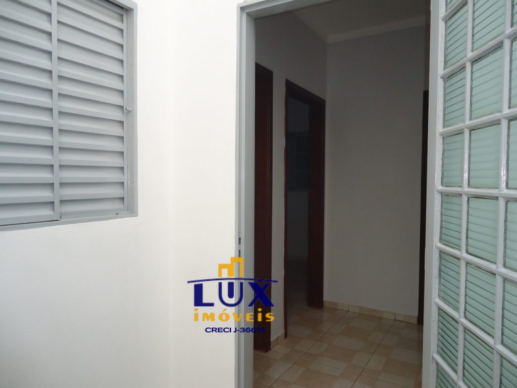 Casa de Fundos – Jardim Roseiral (Locação) Casa de Fundos – Jardim Roseiral (Locação)