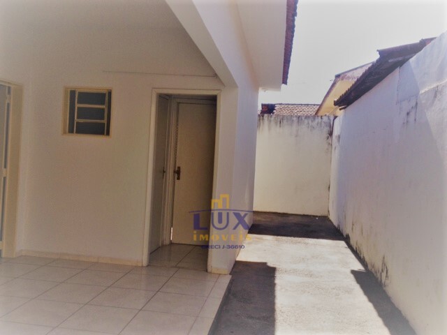 Casa de Frente – Jardim Novo Mundo (Locação) Casa de Frente – Jardim Novo Mundo (Locação)