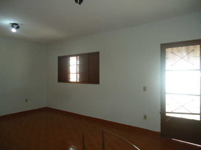 Casa – Eldorado (Locação)