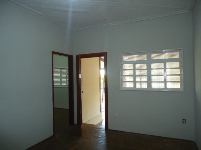 Casa – Vila Ideal (Locação)