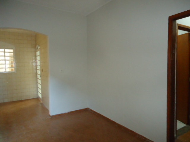 Casa – Vila Ideal (Locação)