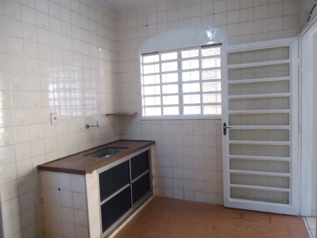 Casa – Vila Ideal (Locação)