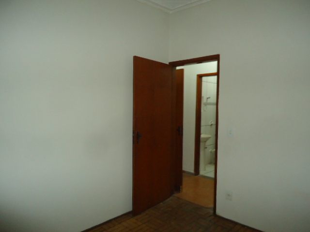 Casa – Vila Ideal (Locação)