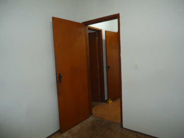 Casa – Vila Ideal (Locação)