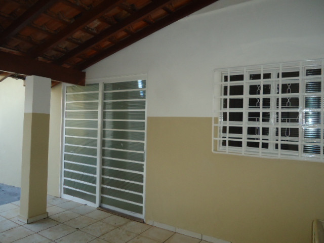 Casa – Vila Ideal (Locação)