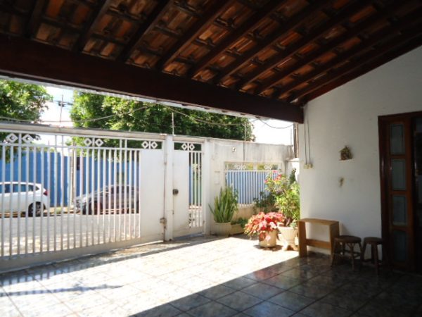 Casa – Jardim Antunes (Venda)