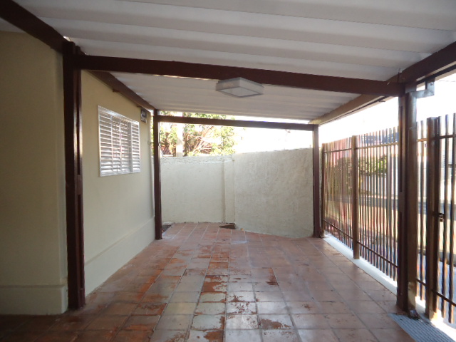 Casa – Vila Ideal (Locação)