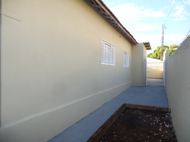 Casa – Vila Ideal (Locação)