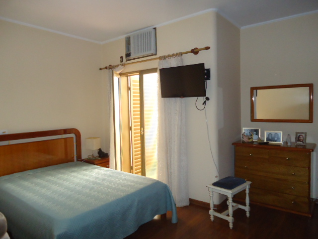 Casa – Vila Maceno (Venda)