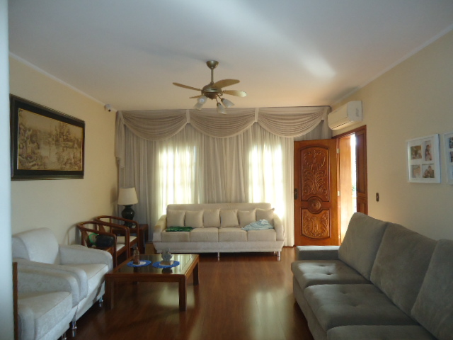 Casa – Vila Maceno (Venda)