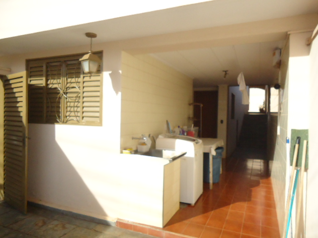 Casa – Vila Maceno (Venda)