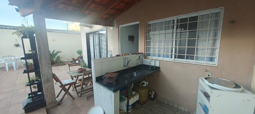 Casa – Jardim Arroyo (Locação)