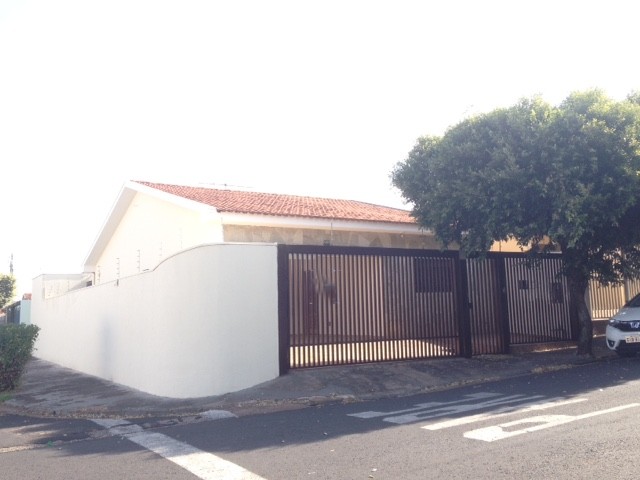 Casa – Eldorado (Venda)