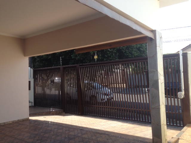 Casa – Eldorado (Venda)