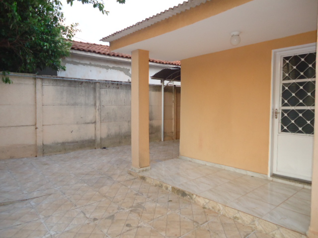 Casa de Frente – Vila Ideal (Locação)