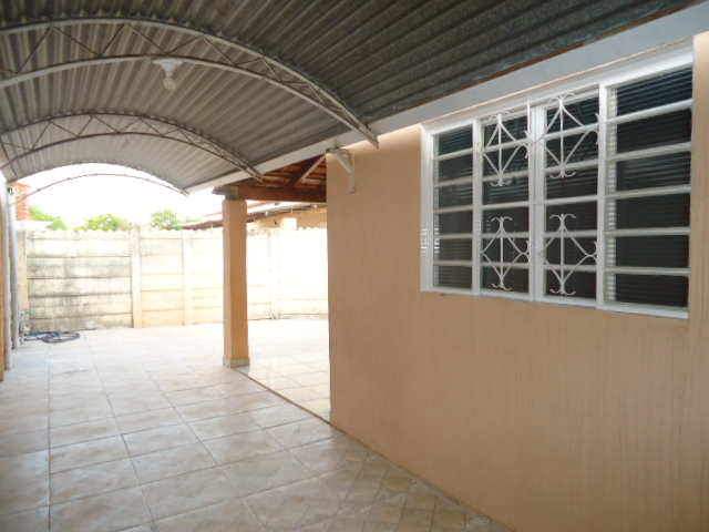 Casa de Frente – Vila Ideal (Locação)