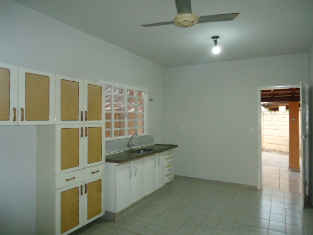 Casa de Frente – Vila Ideal (Locação)