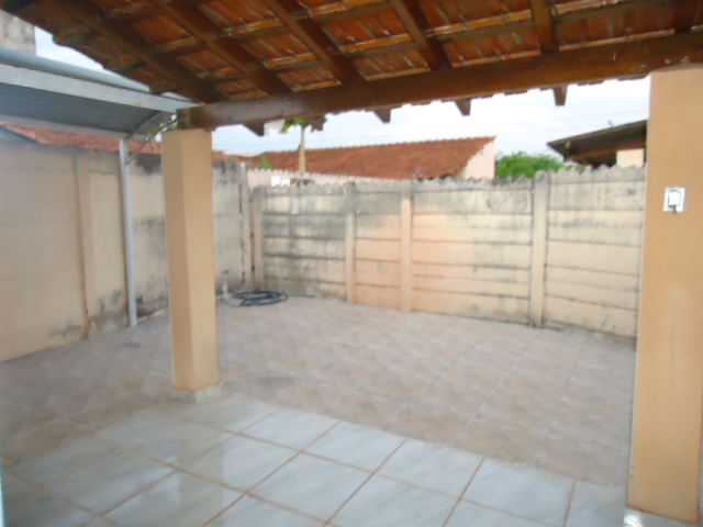 Casa de Frente – Vila Ideal (Locação)