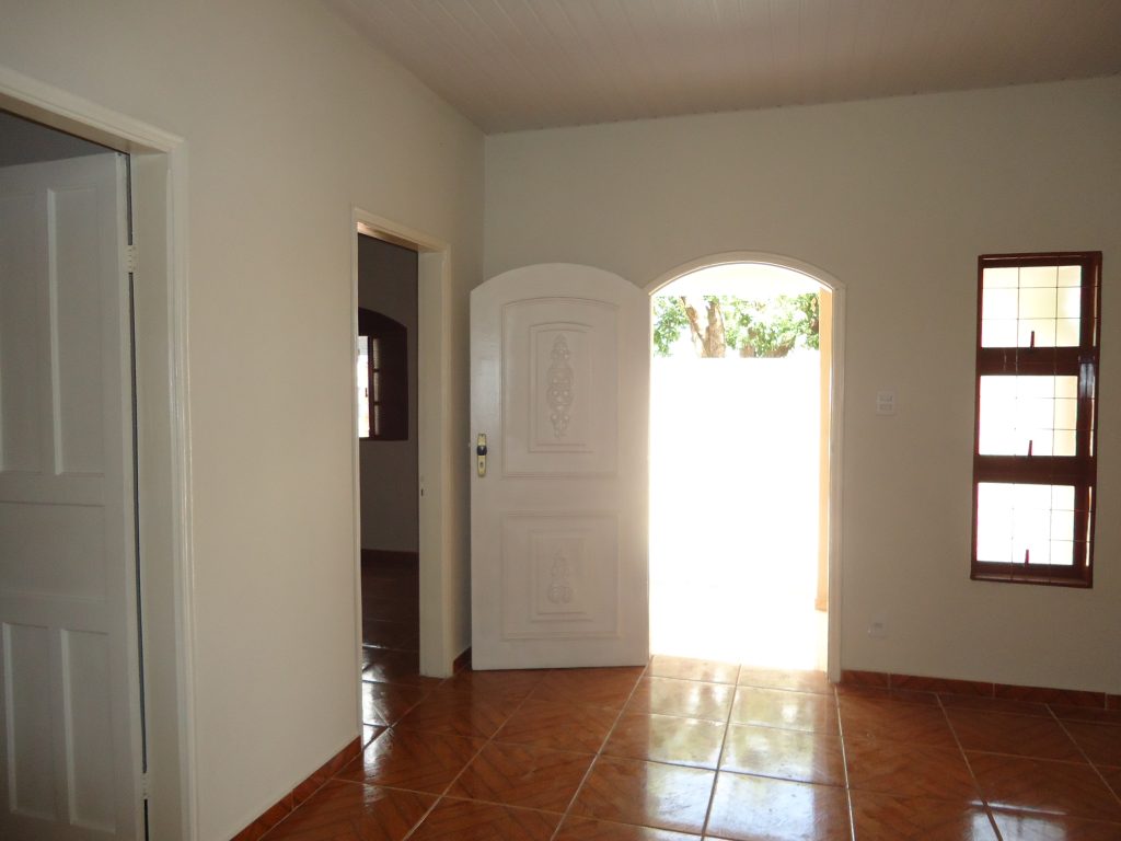 Terreno com Duas Casas – Jardim América (Venda)