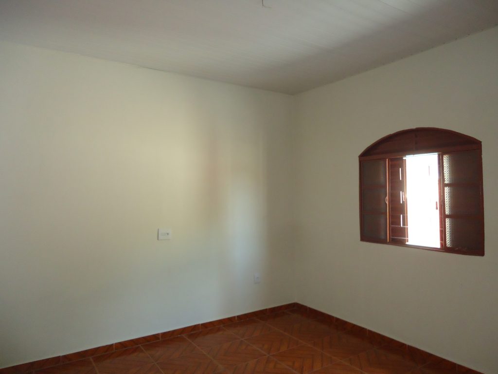 Terreno com Duas Casas – Jardim América (Venda)