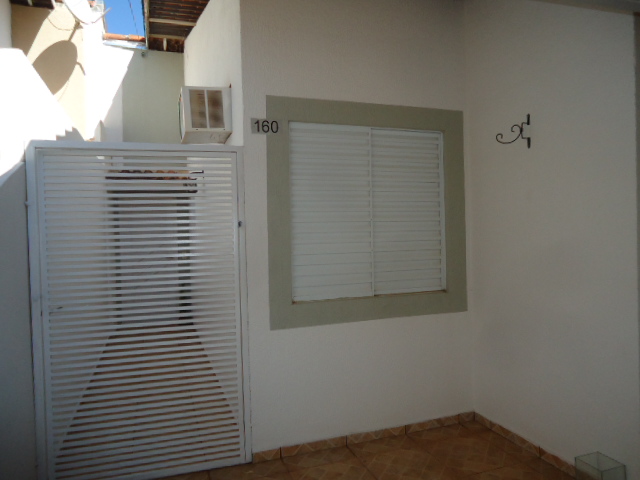 Casa – Garden Village I (Locação)