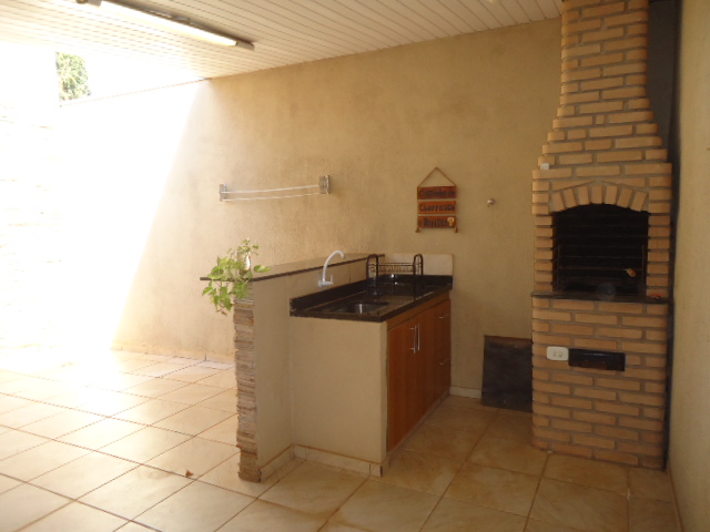 Casa – Garden Village I (Locação)
