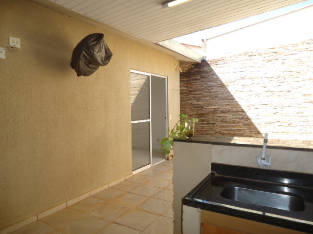 Casa – Garden Village I (Locação)