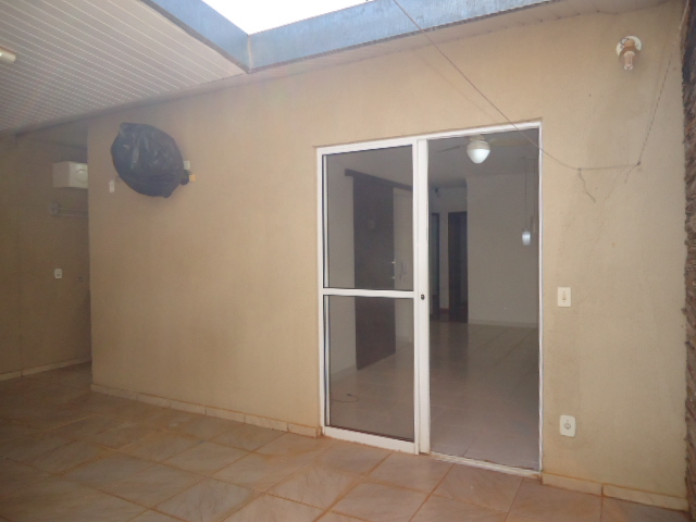 Casa – Garden Village I (Locação)