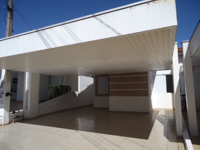 Casa – Garden Village I (Locação)