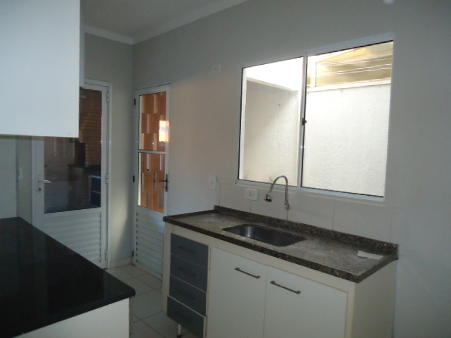 Casa – Garden Village I (Locação)