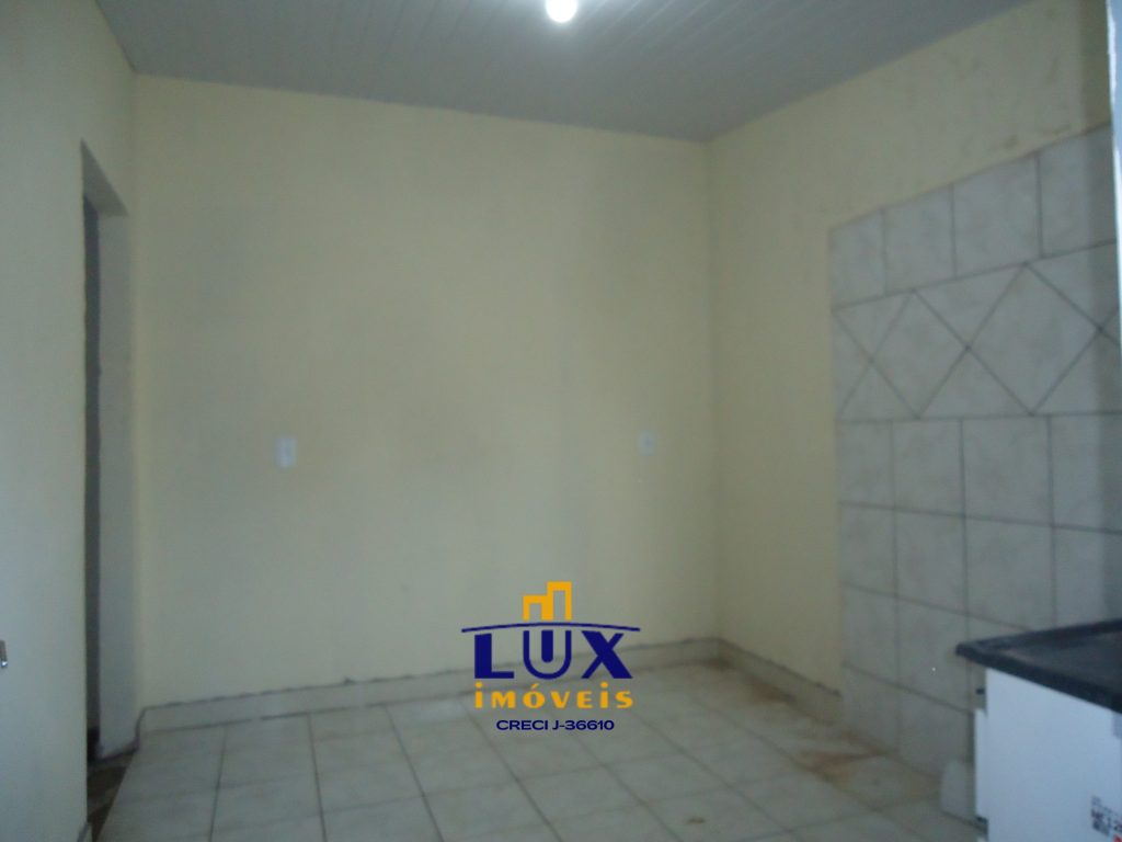Casa de Fundos – Solo Sagrado (Locação)