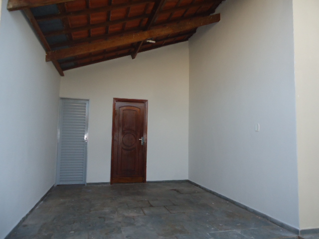 Casa – Vila Ideal (Locação)