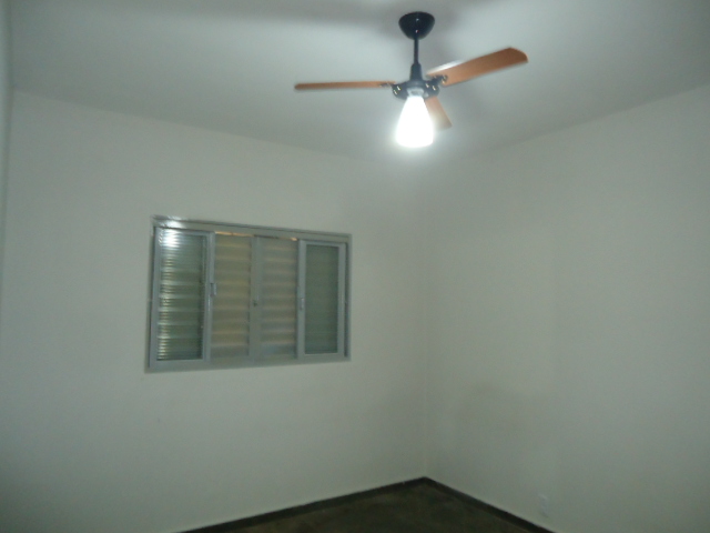 Casa – Vila Ideal (Locação)