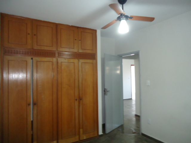 Casa – Vila Ideal (Locação)