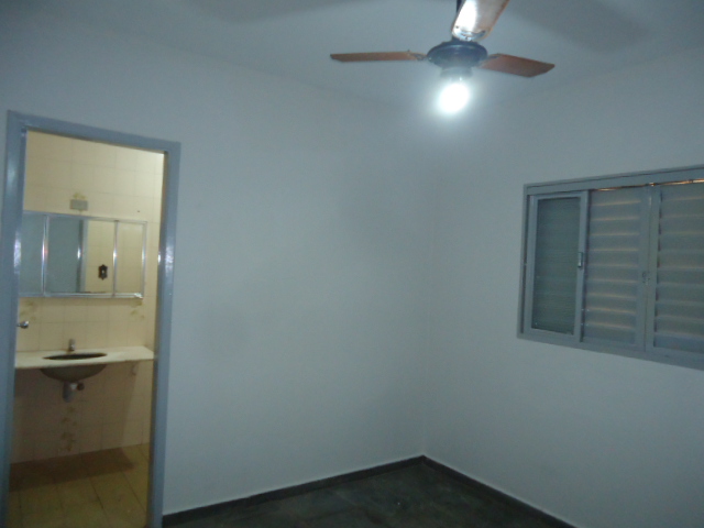 Casa – Vila Ideal (Locação)