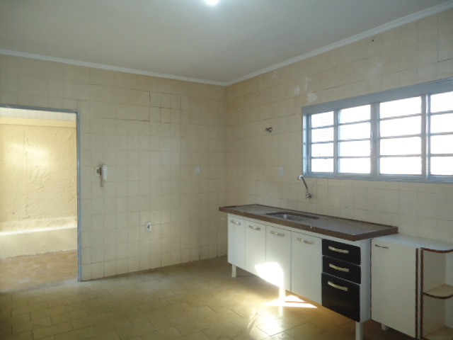 Casa – Vila Ideal (Locação)